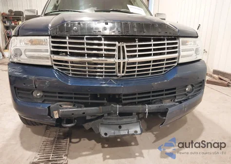 2010 Lincoln Navigator z USA, uszkodzony, nr VIN 5LMJJ2J5XAEJ02720